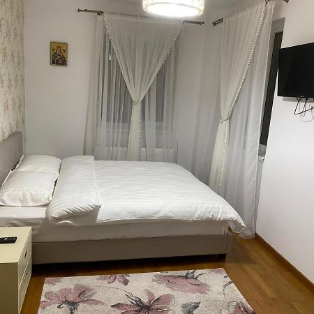 John'S Apartment Alba Iulia Exterior photo