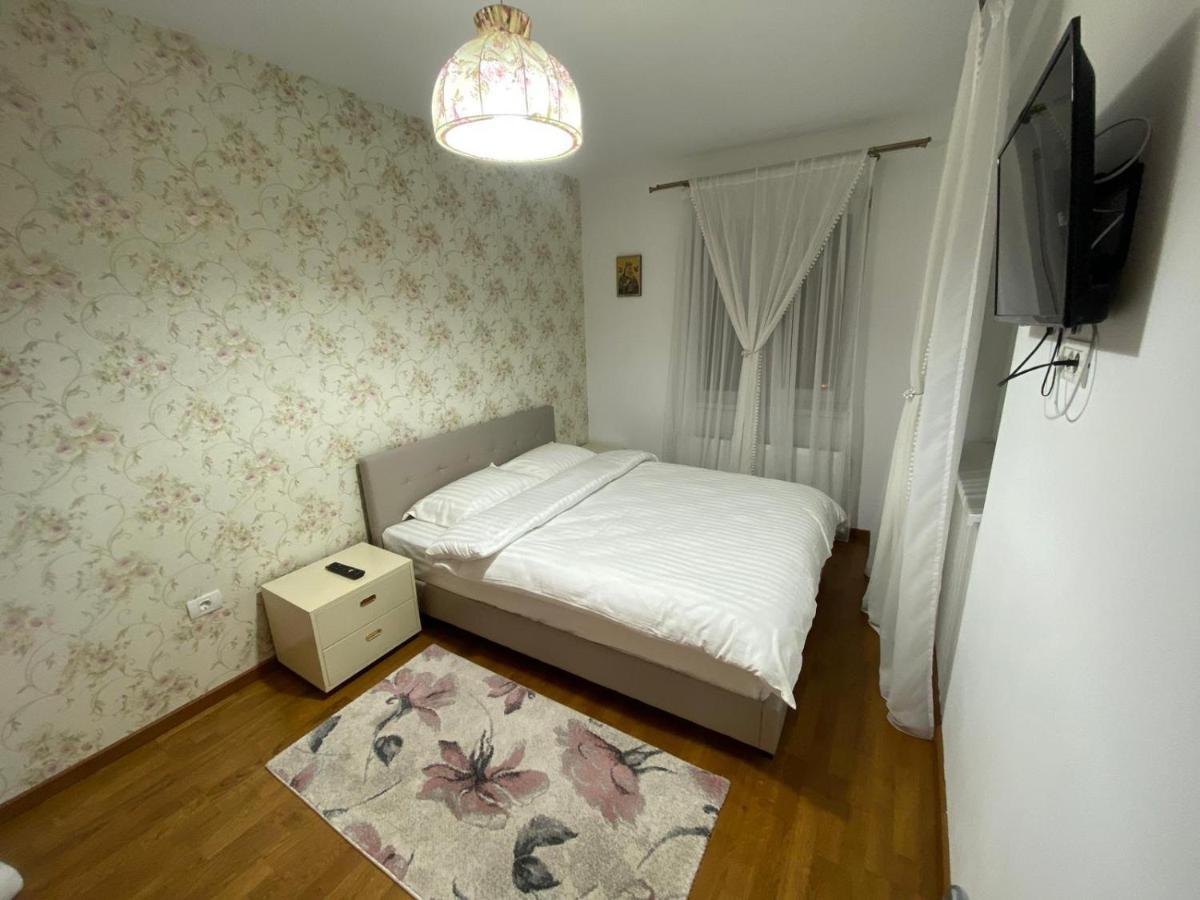 John'S Apartment Alba Iulia Exterior photo
