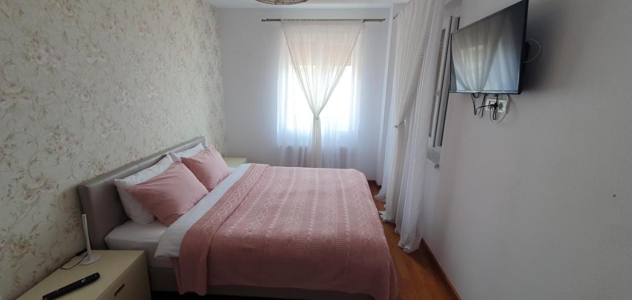 John'S Apartment Alba Iulia Exterior photo